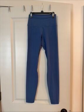 lululemon 28” high rise Align